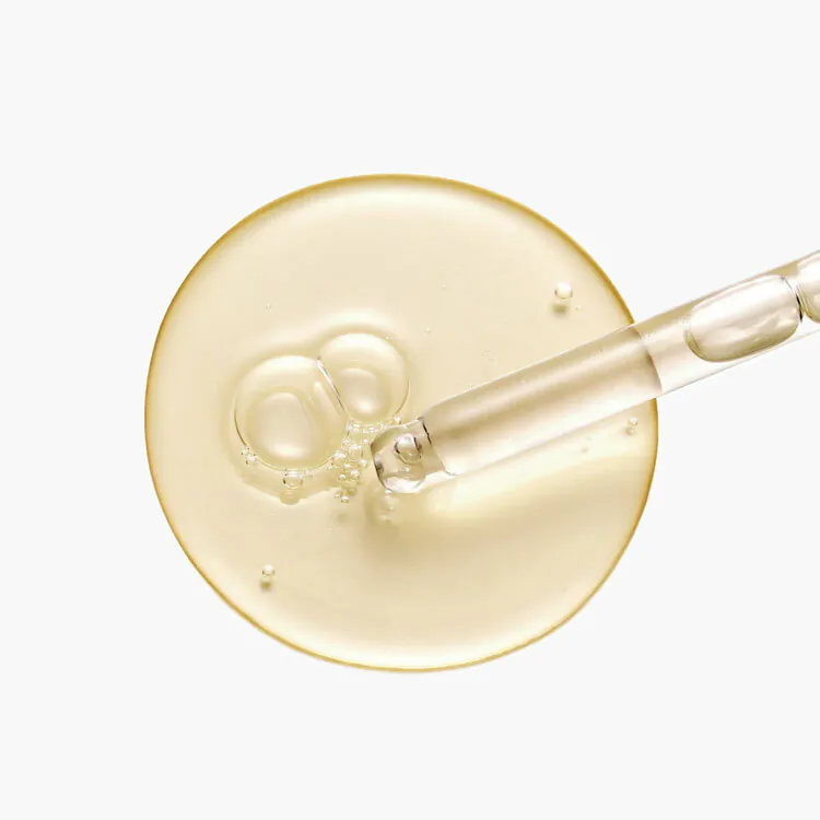 Эссенция для отбеливания кожи с витамином С и астрагалом