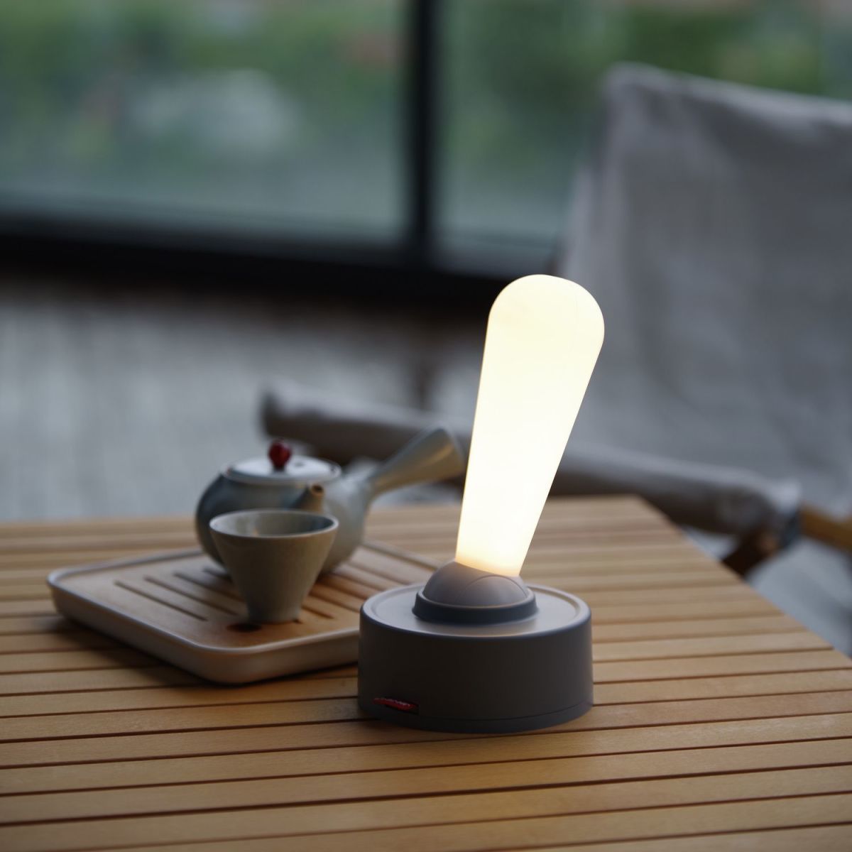 Lámpara de noche con interruptor creativa recargable por USB, lámpara de escritorio LED con protección ocular, lámpara ambiental de dormitorio estilo INS